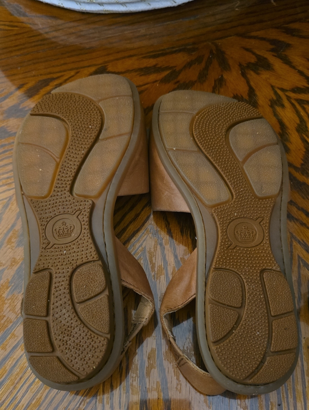 Born Flat Sandals - Picture 6 of 7